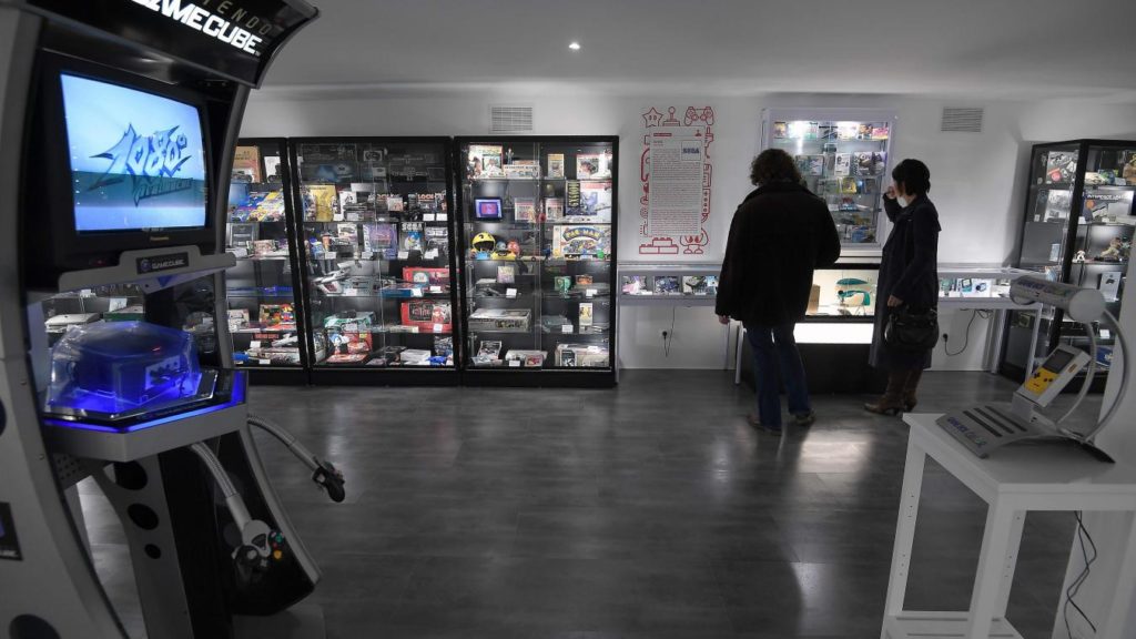 Une salle de conservation de consoles de jeux